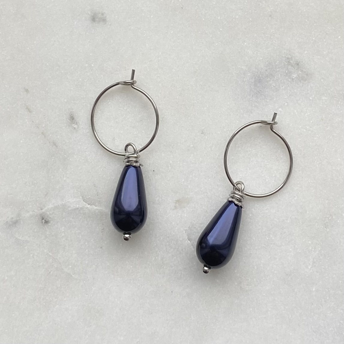 Örhängen - Preciosa Nacre Pearls, Dark Blue