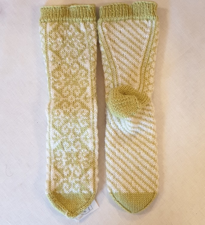 Handstickade sockar storlek 35-43