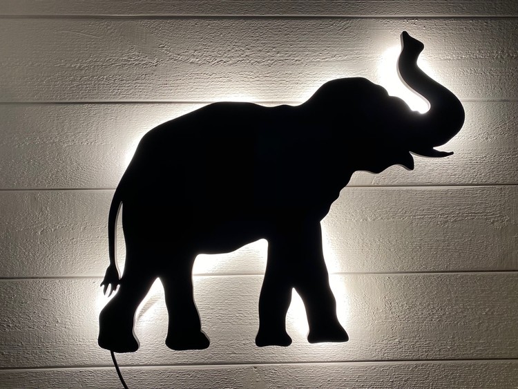 Vägglampa Elefant