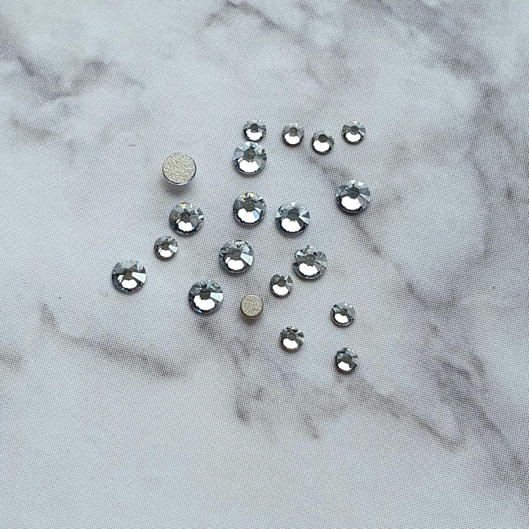 Swarovski blue shade rund kristall för naglar