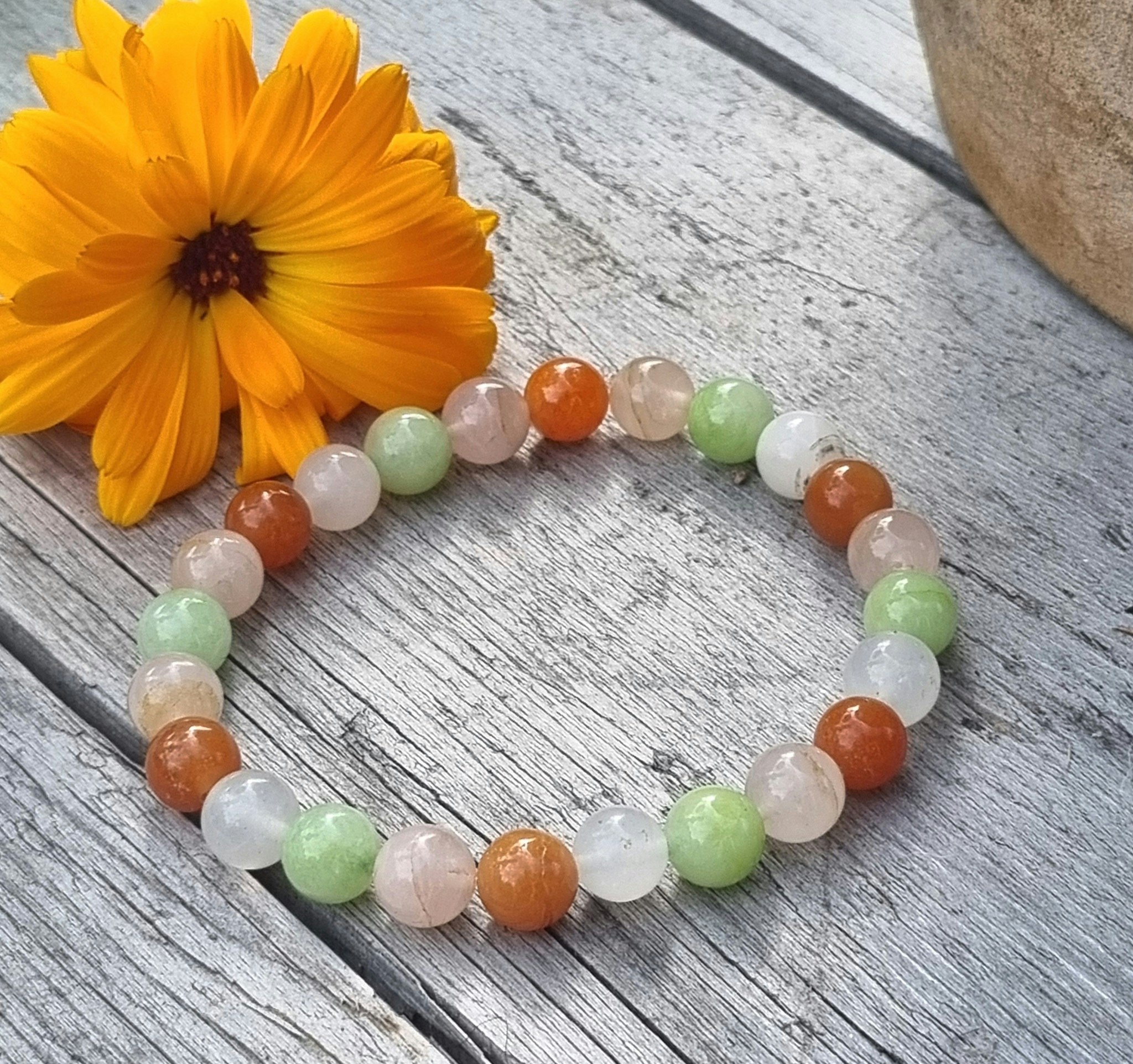 Armbandet kalcit och aventurin