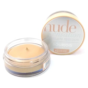 Bourjois Nude Sensation BLUR Effect Foundation - 42 Nude Rose