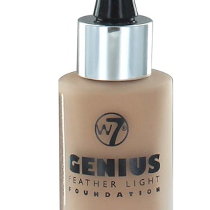 W7 Genius Feather Light Foundation - Natural tan