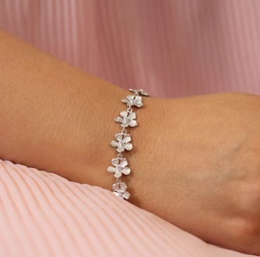 Catwalk Exclusive - Armband Stardust Flower Rhodinerat Silver