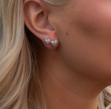 Catwalk Exclusive - Örhängen Stardust Heart Rhodinerat Silver