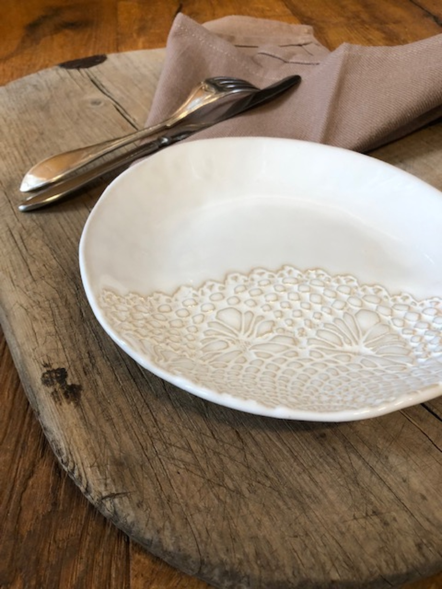 Assietter, Handgjord keramik från Åre