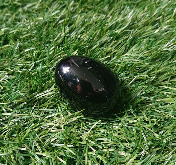 Ägg av Obsidian 44x30mm (inget hål)