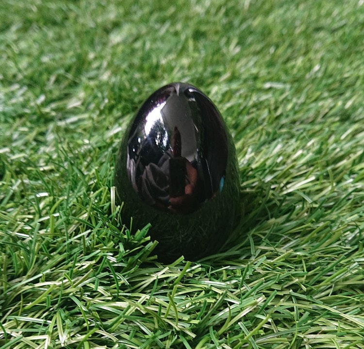 Yoniägg av Obsidian 40x25x25mm (med hål)
