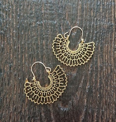 Antikt guldfärgade mandala halvmåne örhängen