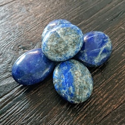 Palmstone av Lapis Lazuli