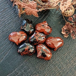 Bulliga hjärtan av Mahogny Obsidian 2 cm