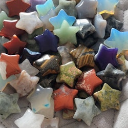Stjärna av olika kristaller 3 cm