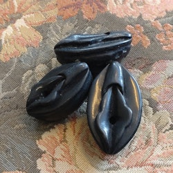 Snippor av Obsidian olika med rundad botten 4.5 cm