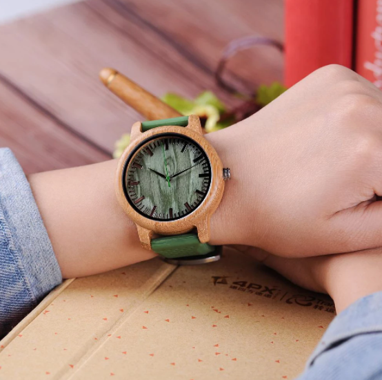 Bamboo Träklocka Clearance Wooden Leather Kvartsklocka Quartz Wristwatch Mode