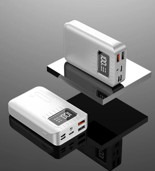 Mini Powerbank på hela 10000 mAh med inbyggt LED