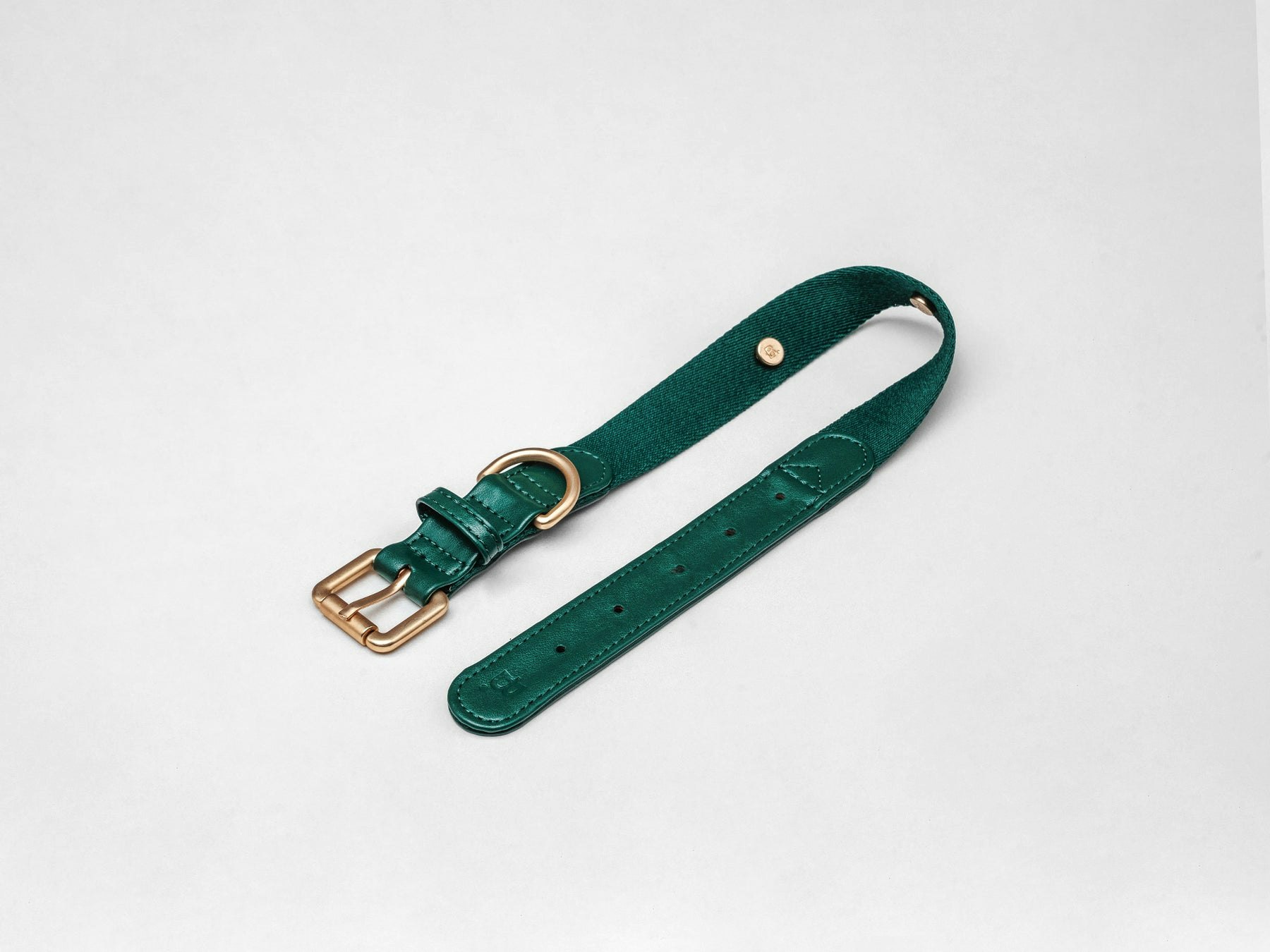 Barkalot Halsband, Återvunna plastflaskor Veganskt läder.Emerald Green XS-XL