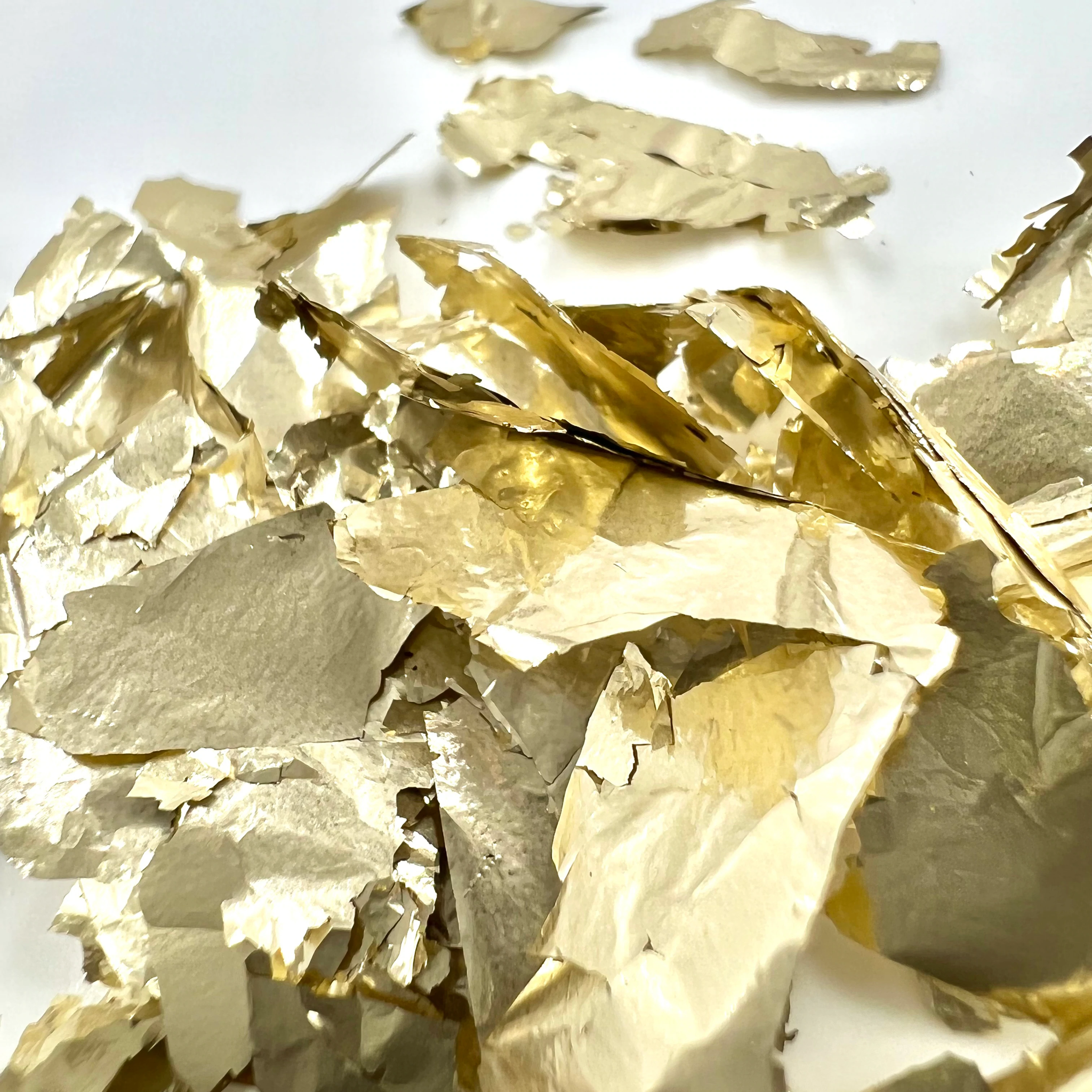 Metal flakes - light gold