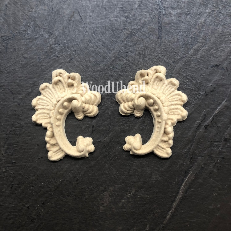 WoodUbend® WUB2179.2 Baroque Embellishments (ett par) - ca 3.5x2.5cm