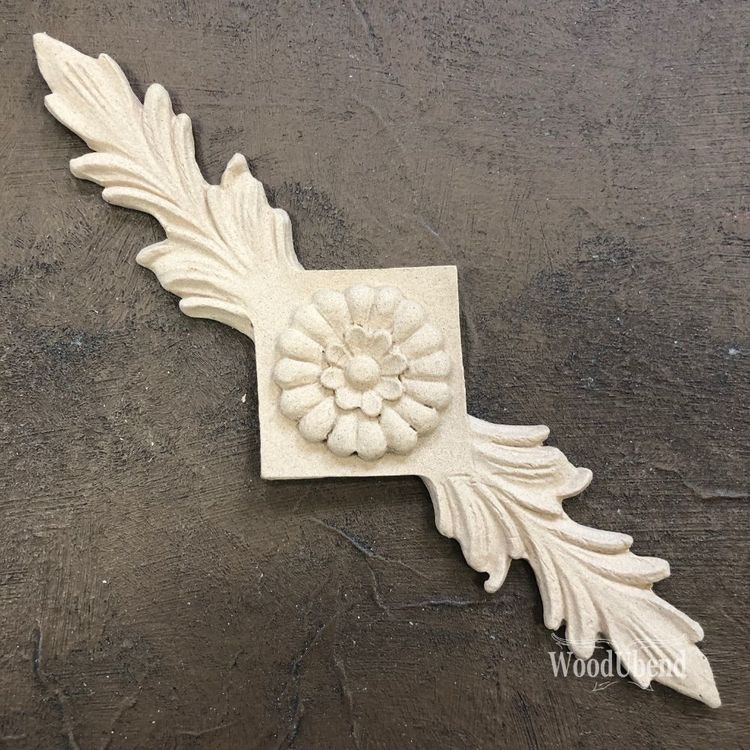 WoodUbend® 2112 Flower on Square Pediment, mått 17x5cm