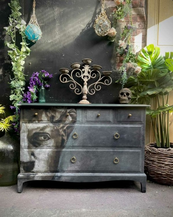 MINT Decoupage Paper DAVID - Photo credit: Nick Spencer @therockycrystalinteriors