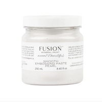 Fusion™ Smooth Embossing Paste Pearl - Pärlemopasta