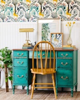 Homestead House - Milk Paint - MONTCLAIR