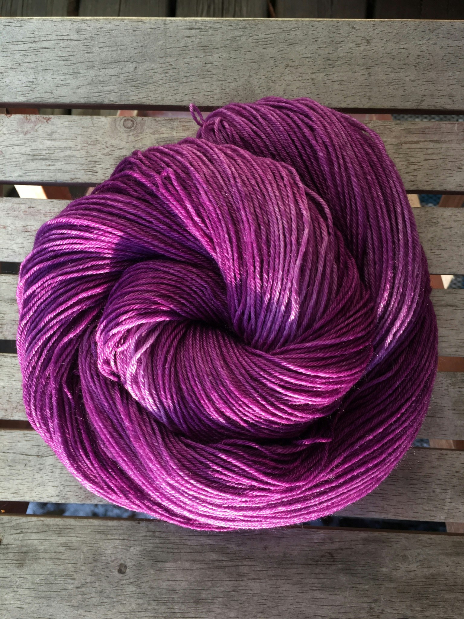 Visiblewool handfärgat garn Poldale Sock Aronia