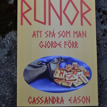 Runor - Att spå som man gjorde förr Cassandra Eason