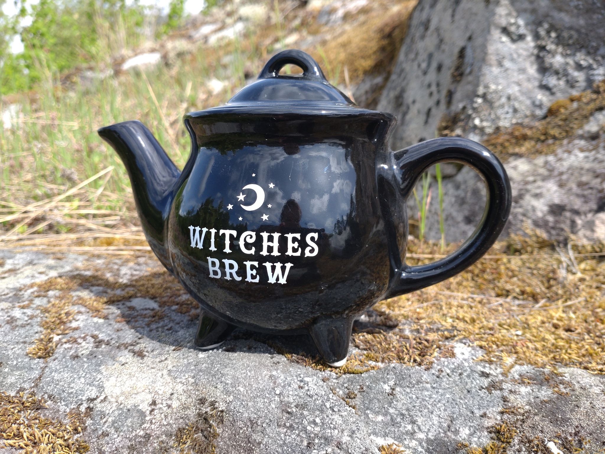 Te-kanna Witches brew