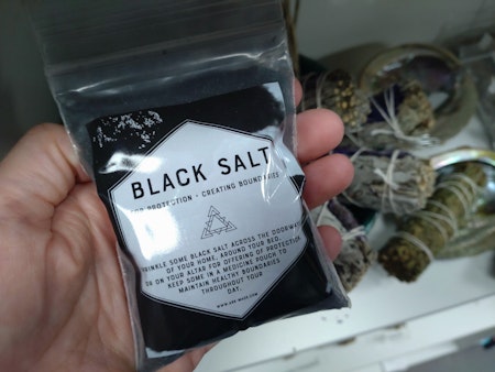 Black Salt - för beskydd