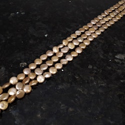Guldfärgade myntpärlor 11-12 mm
