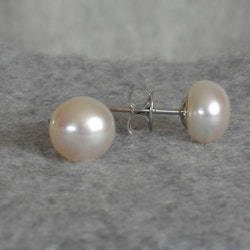 Vita pärlor på silverstift 6,5 - 7mm