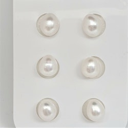 Vita droppformade pärlor 8-8,5 mm