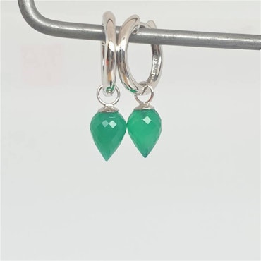 Grön onyxdroppe hänge på silverögla