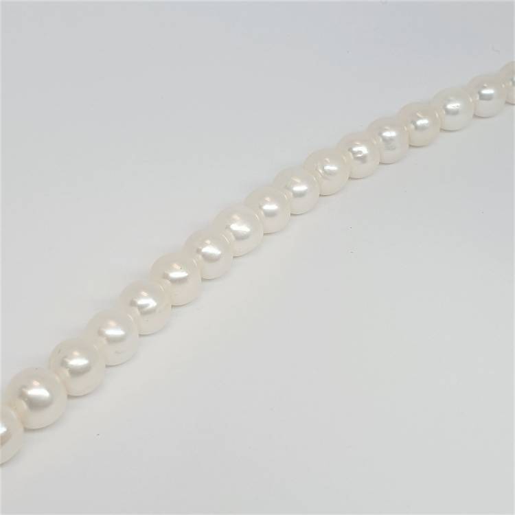 Vita runda pärlor 9-10 mm