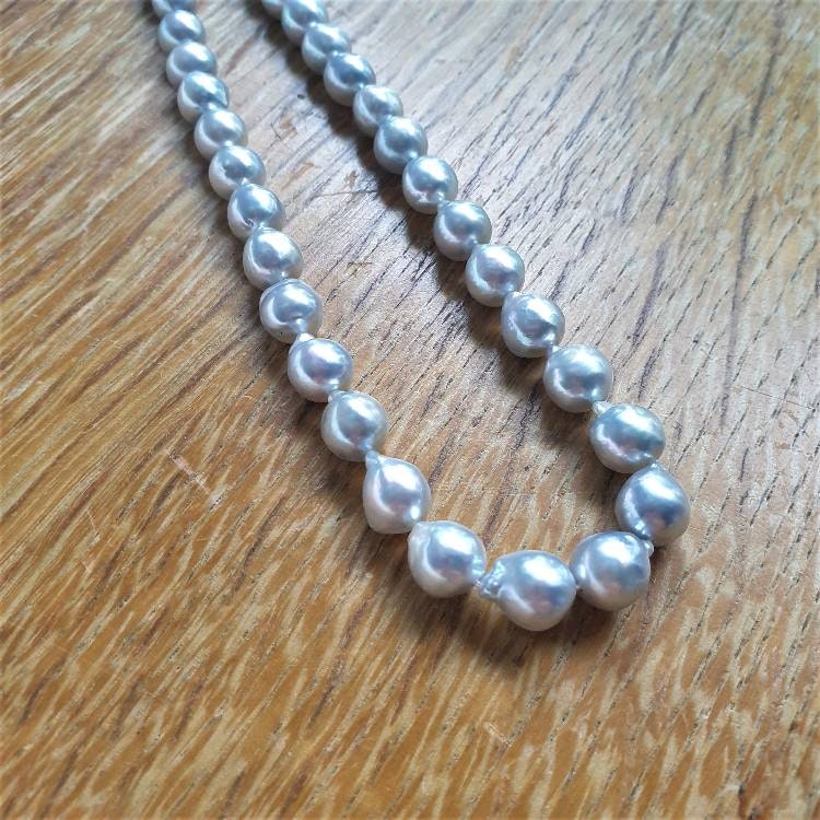 Akoya pärlor 8-8,5 mm silvergrå