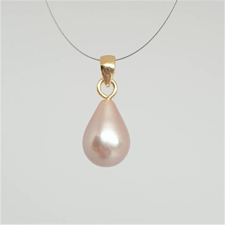 Rosa pärla på förgyllt silverhänge - PIRUM - Ädelstenar och pärlor,  gemmolog, värderingar, smyckeskurser | PIRUM