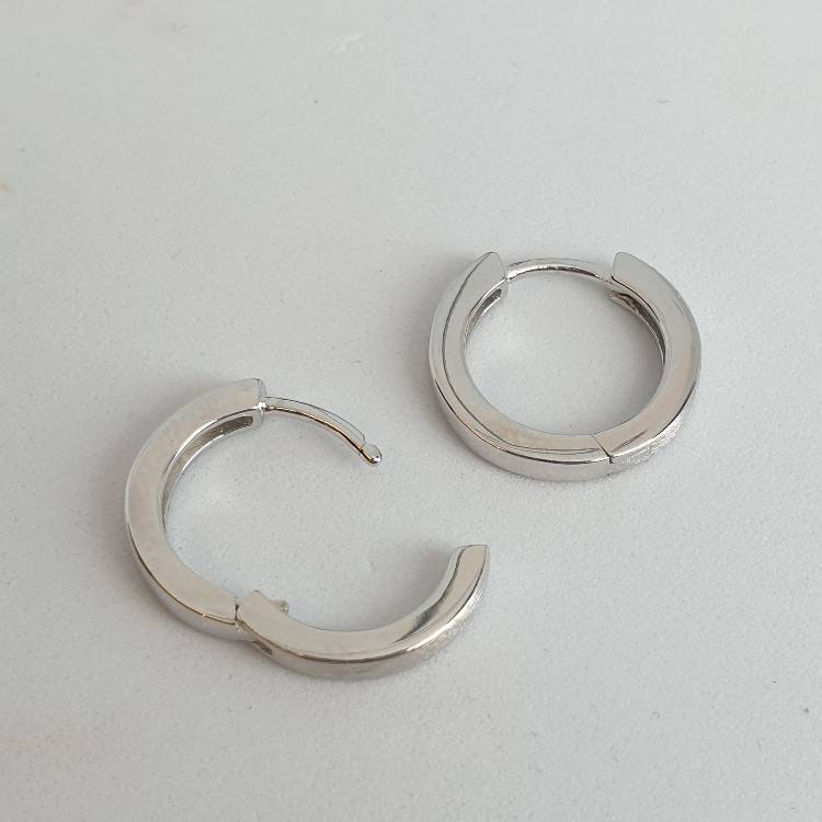 Creolring 15 mm borstad matt, kantig silver