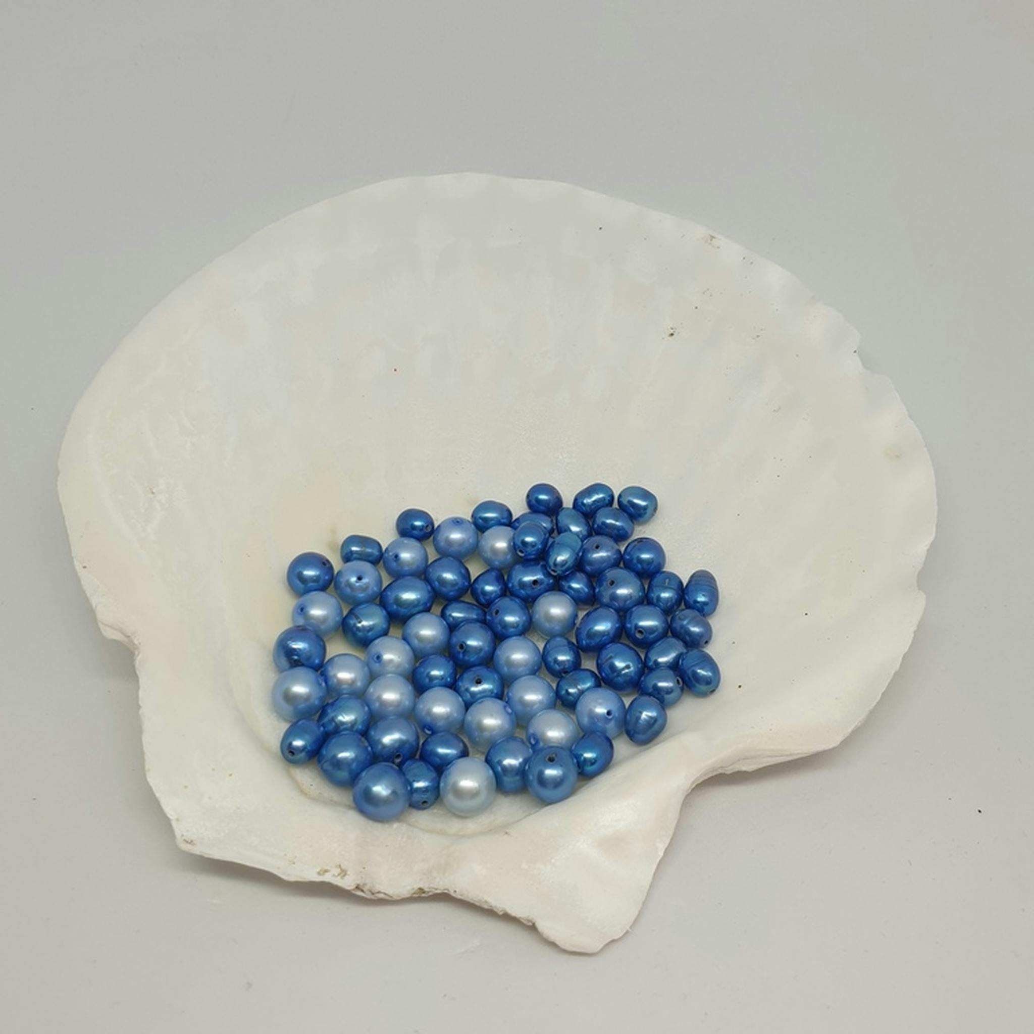 Klarblå pärlor 5-7 mm