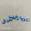 Klarblå pärlor