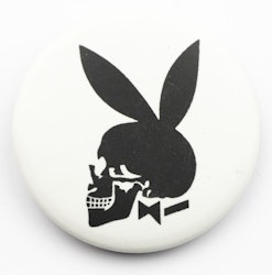 Pin Playboy skull