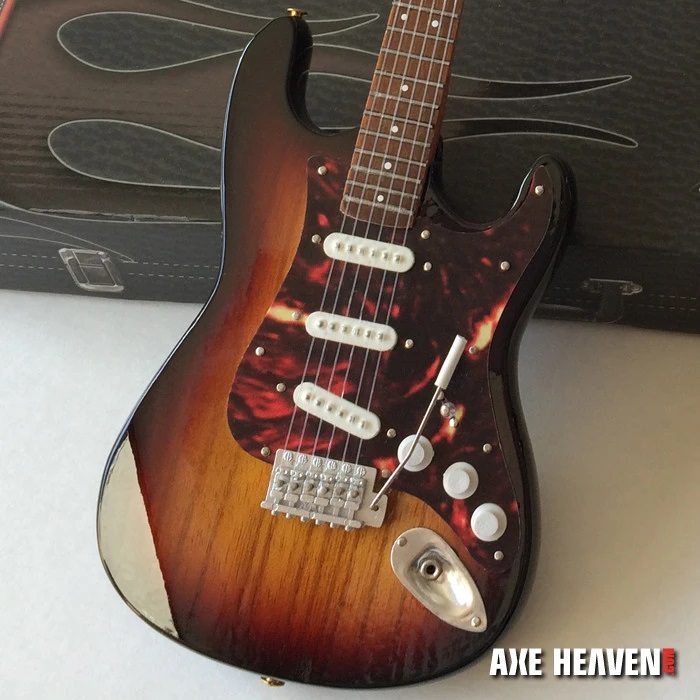 Keychain Guitar Fender Stratocaster Sunburst 