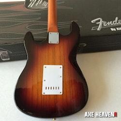 Sunburst Fender™ Strat™ Guitar Tortoise Pickguard Model