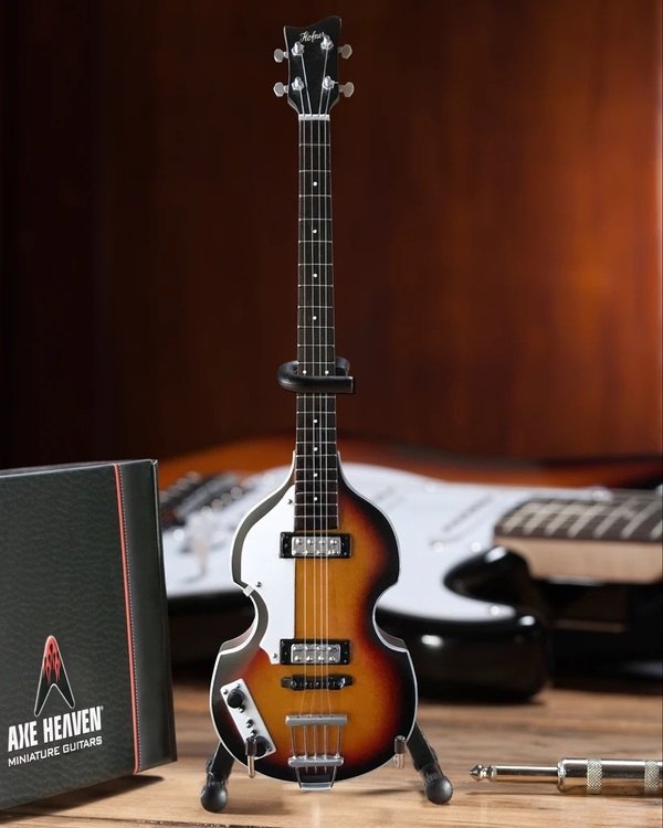 Guitare miniature en bois réplique John Lennon The Beatles 
