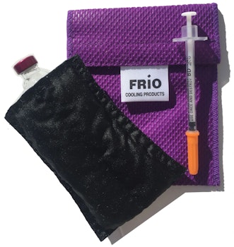 Frio Duo Insulin Cooling Case Purple