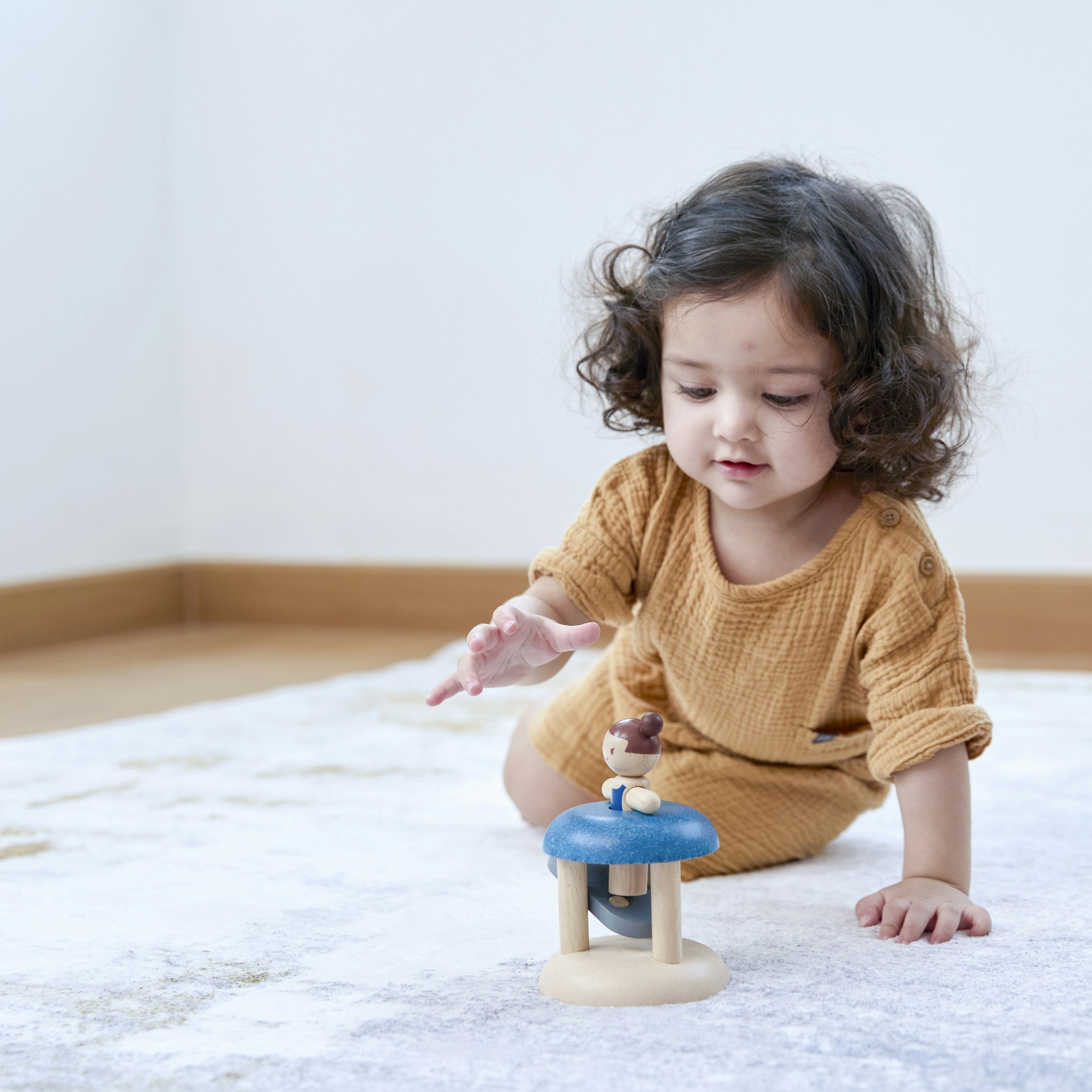 Jumping Gymnast - PlanToys
