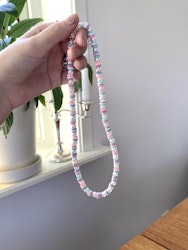 Platta och runda pärlor pastell halsband