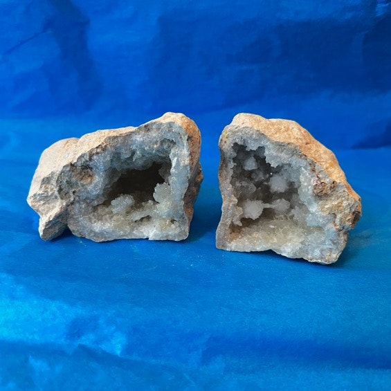 (FYND) Bergkristall Geod 9cm