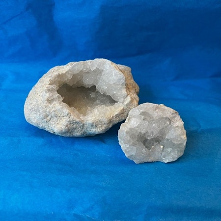 (FYND) Bergkristall Geod 9cm