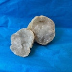 (FYND) Bergkristall Geod 7cm